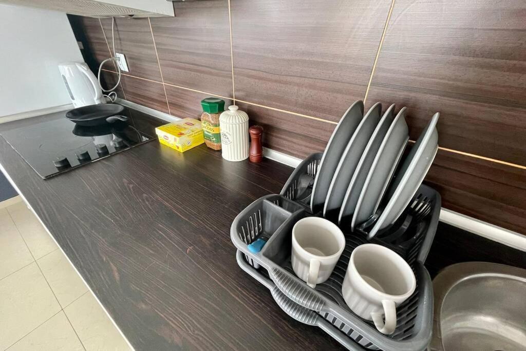 Sawa Apartment 2Xmetro Wifi 500 Mbs 50'Tv Netflix Hbo Appletv+ Varšava Exteriér fotografie