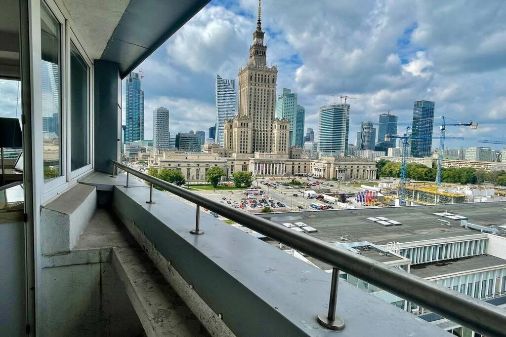 Sawa Apartment 2Xmetro Wifi 500 Mbs 50'Tv Netflix Hbo Appletv+ Varšava Exteriér fotografie