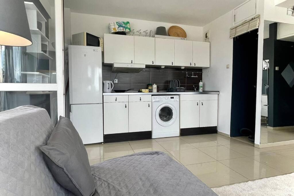 Sawa Apartment 2Xmetro Wifi 500 Mbs 50'Tv Netflix Hbo Appletv+ Varšava Exteriér fotografie