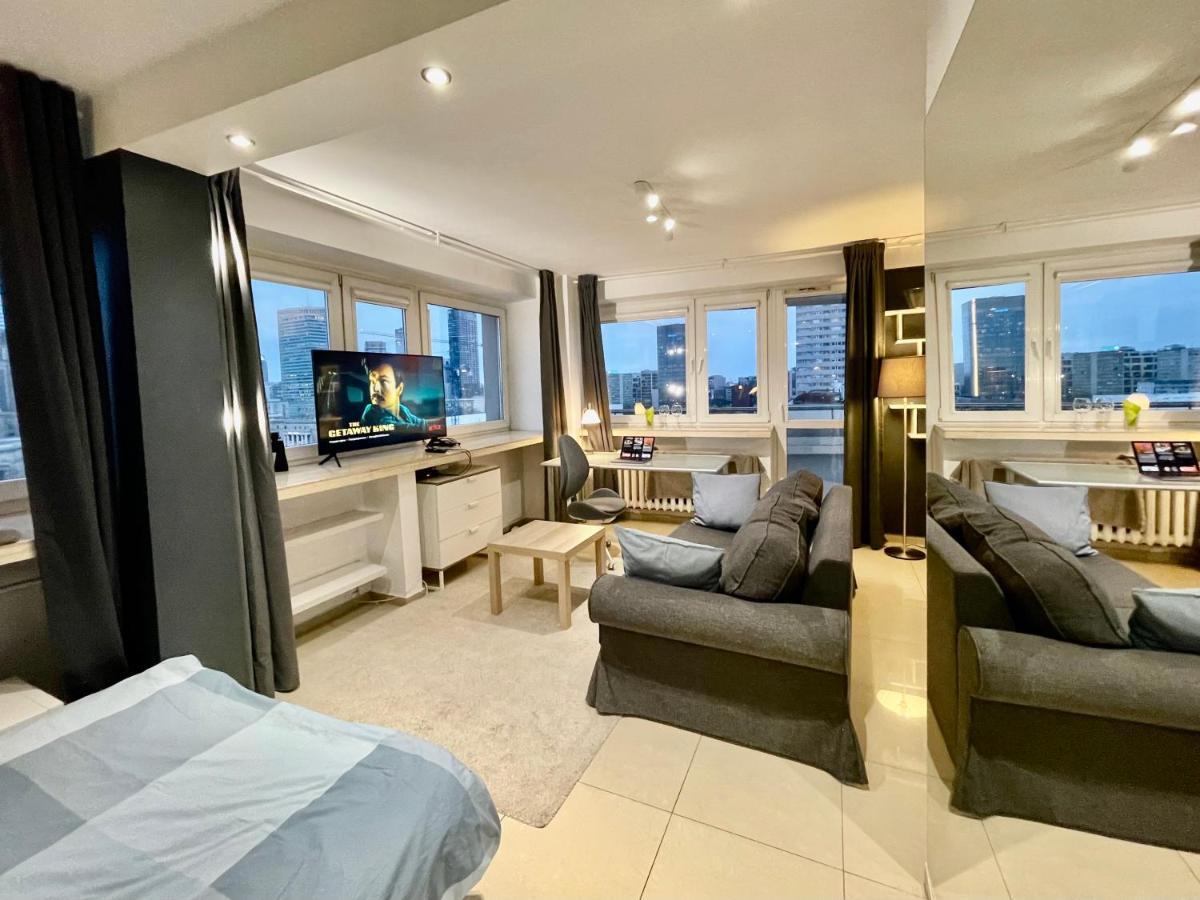 Sawa Apartment 2Xmetro Wifi 500 Mbs 50'Tv Netflix Hbo Appletv+ Varšava Exteriér fotografie