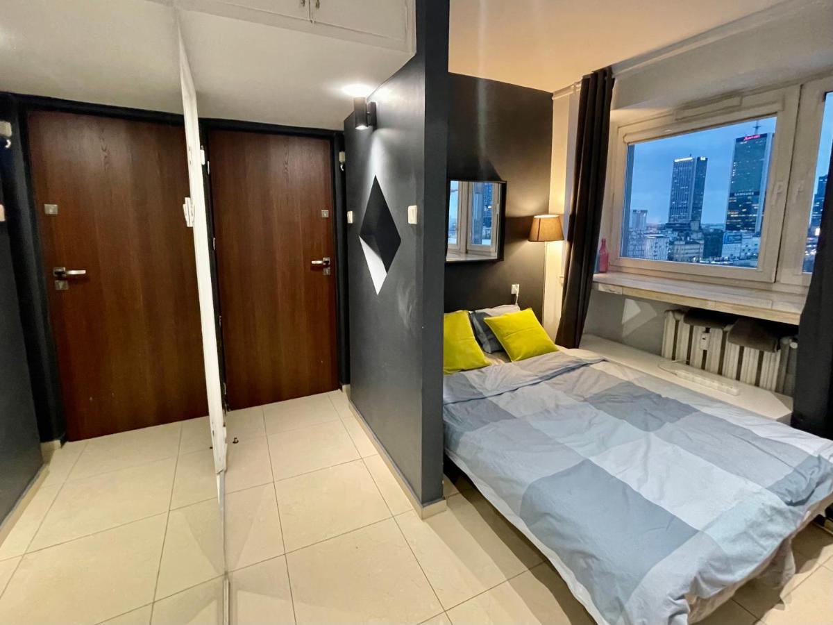 Sawa Apartment 2Xmetro Wifi 500 Mbs 50'Tv Netflix Hbo Appletv+ Varšava Exteriér fotografie